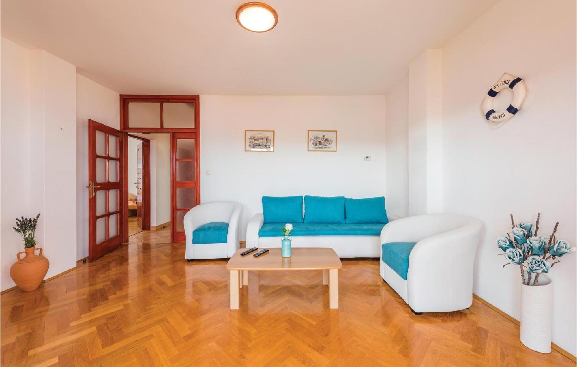 Amazing Apartment In Rabac With Kitchen Exterior foto