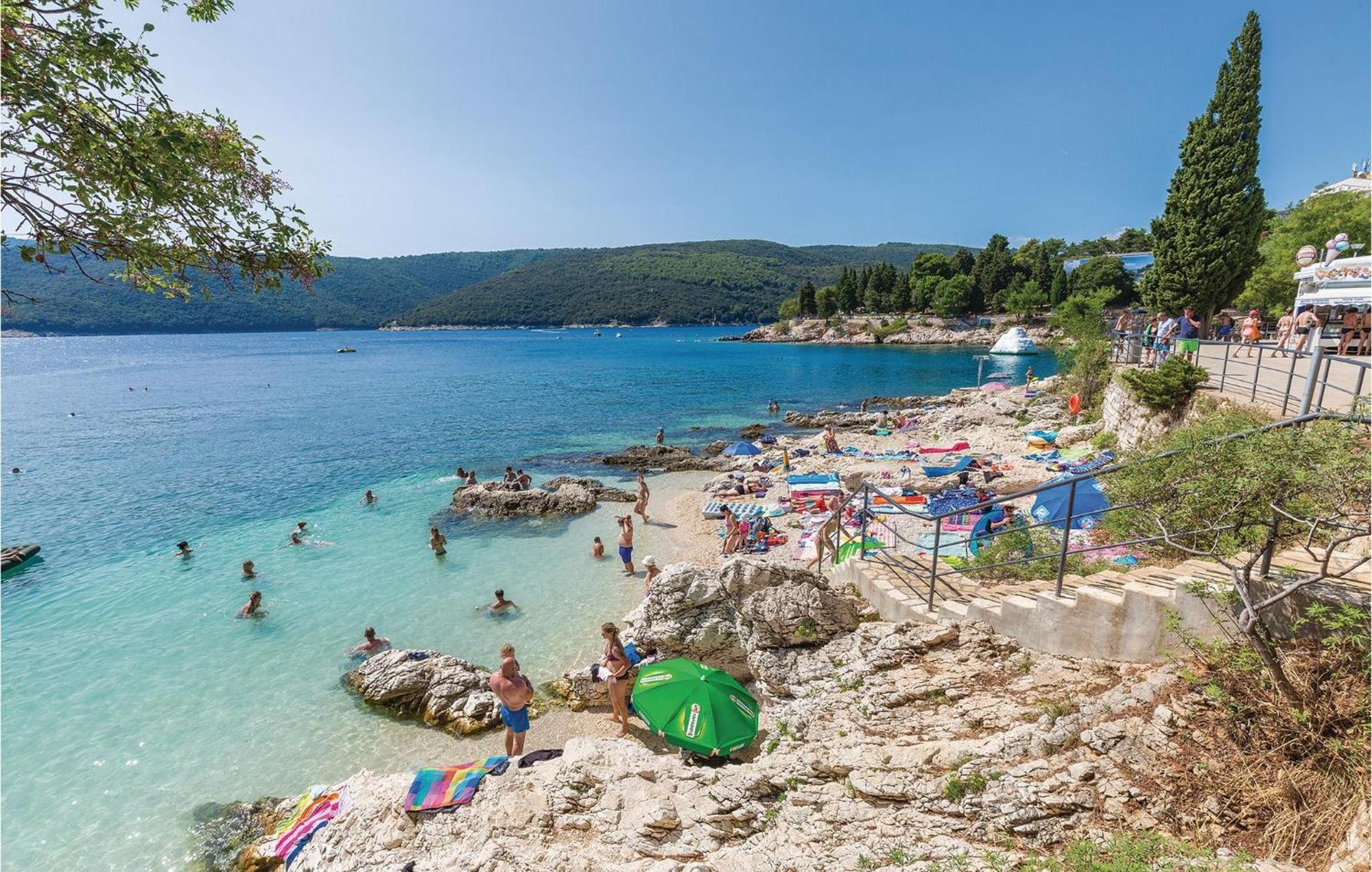 Amazing Apartment In Rabac With Kitchen Exterior foto
